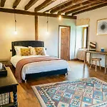 Historic Manor House In The Loire Valley Casa vacanze *
