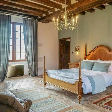 Historic Manor House In The Loire Valley Tatil Evi